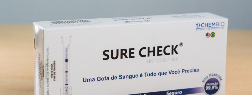 O autoteste de HIV Sure Check da Chembio é ideal para você saber seu status sorológico com privacidade e rapidez, com resultado em 15 minutos, onde você estiver.